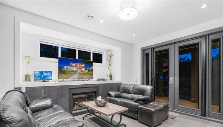 Photo 4 at 7493 Gatineau Place, Fraserview VE, Vancouver East