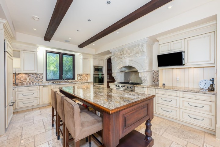 Photo 4 at 1198 W 55th Avenue, South Granville, Vancouver West