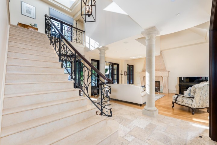 Photo 8 at 1198 W 55th Avenue, South Granville, Vancouver West