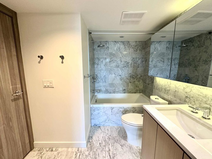 Photo 17 at 911 - 455 Sw Marine Drive, Marpole, Vancouver West