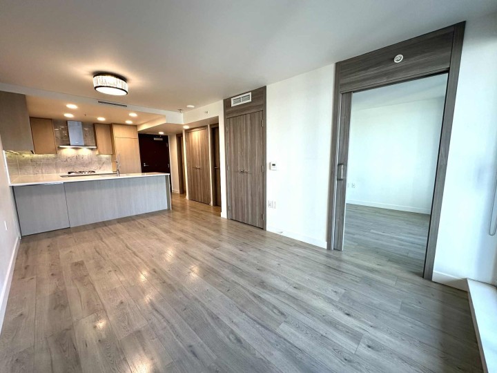 Photo 9 at 911 - 455 Sw Marine Drive, Marpole, Vancouver West