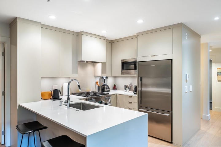 Photo 17 at 101 - 1858 W 5th Avenue, Kitsilano, Vancouver West