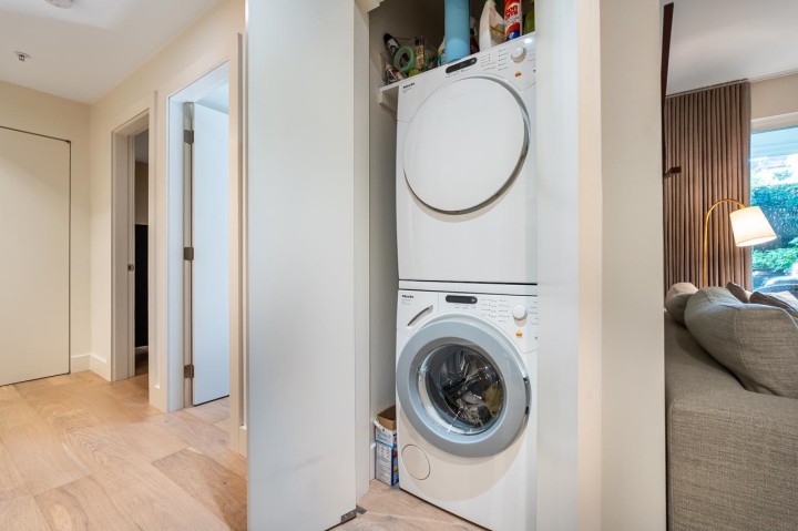 Photo 10 at 101 - 1858 W 5th Avenue, Kitsilano, Vancouver West