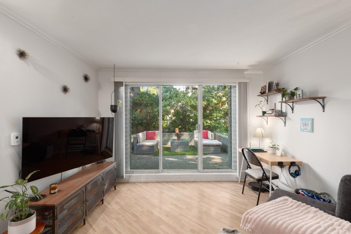 Photo 4 at 102 - 838 W 16th Avenue, Cambie, Vancouver West