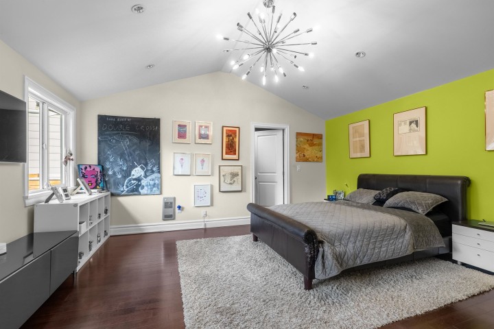 Photo 13 at 324 E 24th Street, Central Lonsdale, North Vancouver