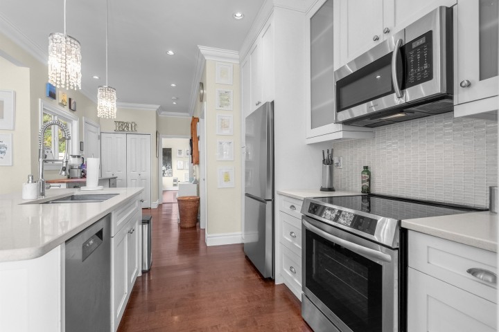 Photo 5 at 324 E 24th Street, Central Lonsdale, North Vancouver