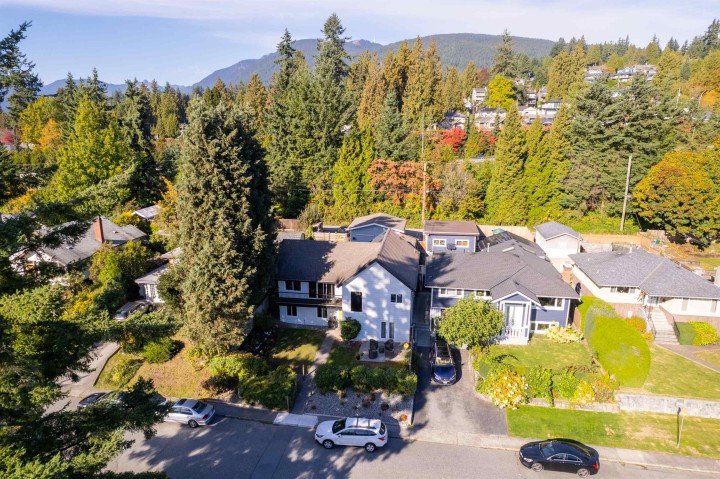 Photo 39 at 324 E 24th Street, Central Lonsdale, North Vancouver