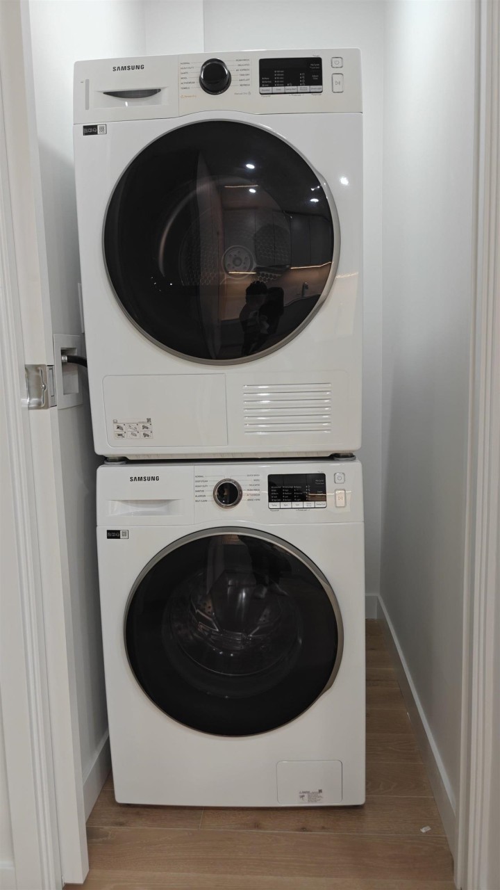 Photo 9 at 707 - 239 Keefer Street, Strathcona, Vancouver East