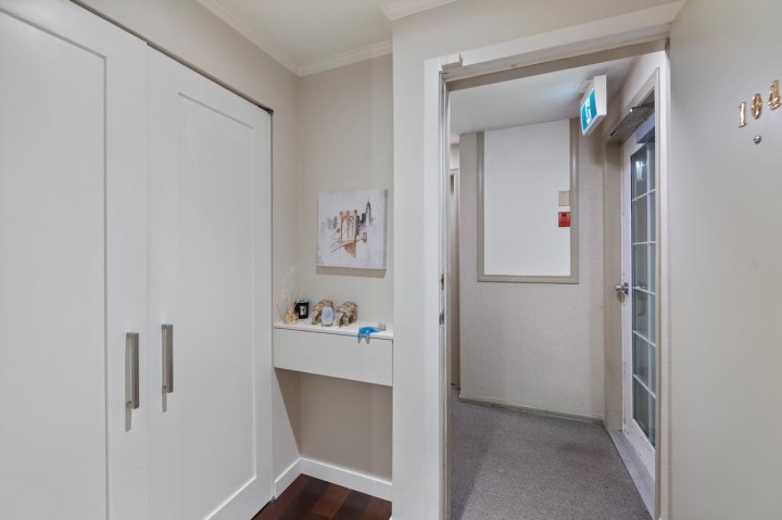 Photo 13 at 104 - 925 W 15th Avenue, Fairview VW, Vancouver West