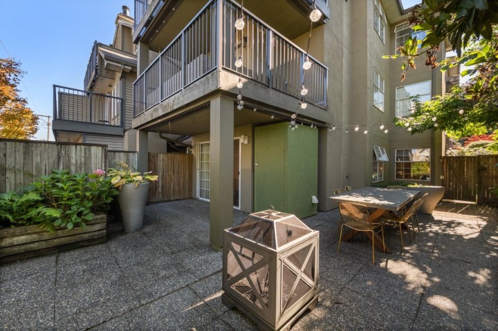 Photo 14 at 104 - 925 W 15th Avenue, Fairview VW, Vancouver West