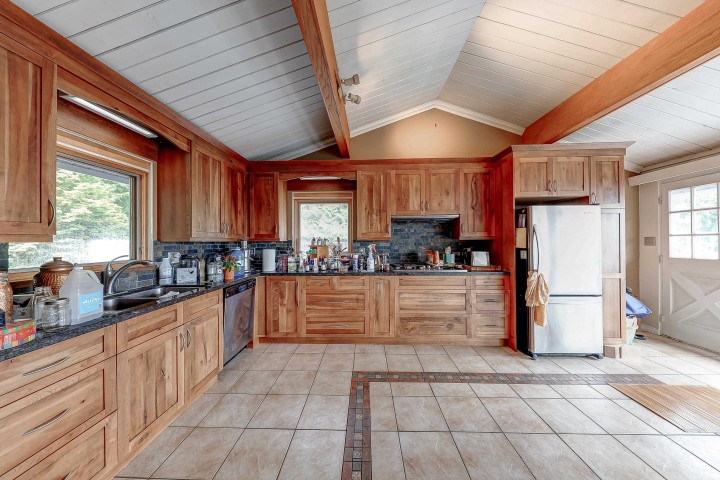 Photo 9 at 510 St. Andrews Road, Glenmore, West Vancouver