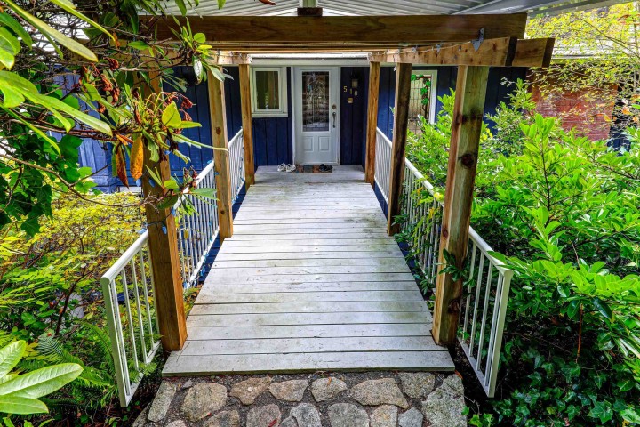 Photo 8 at 510 St. Andrews Road, Glenmore, West Vancouver