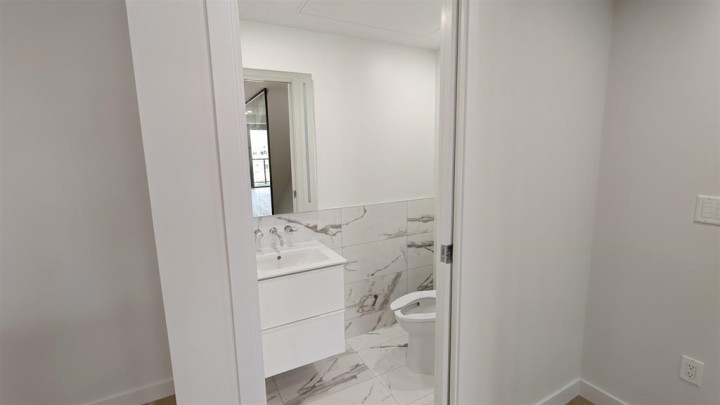 Photo 2 at 901 - 239 Keefer Street, Strathcona, Vancouver East