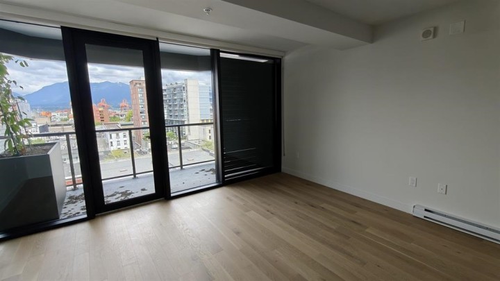 Photo 6 at 901 - 239 Keefer Street, Strathcona, Vancouver East