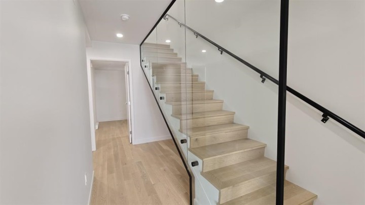 Photo 15 at 901 - 239 Keefer Street, Strathcona, Vancouver East