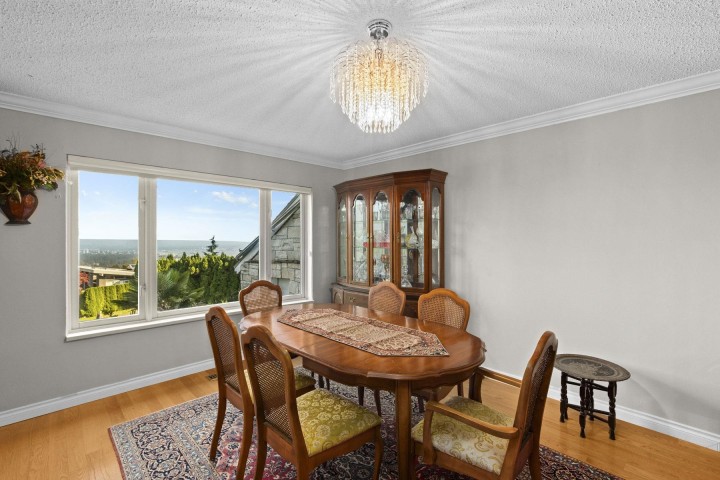 Photo 7 at 661 Andover Crescent, British Properties, West Vancouver