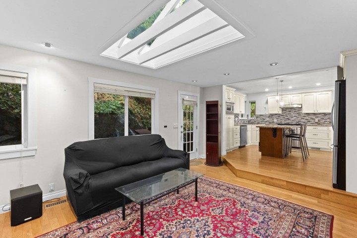 Photo 5 at 661 Andover Crescent, British Properties, West Vancouver