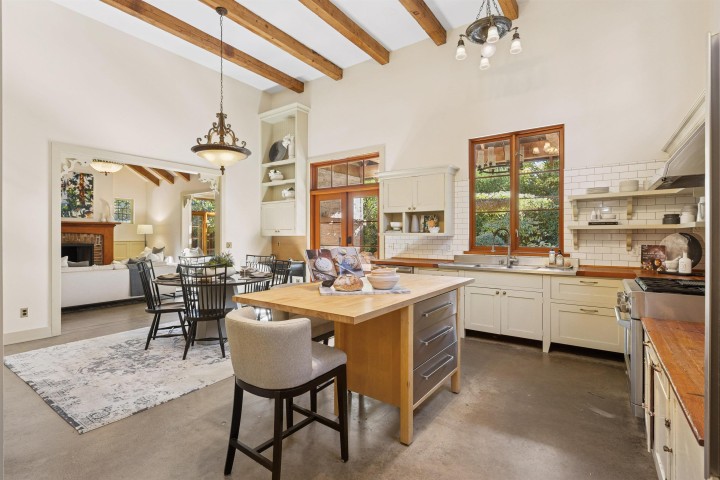 Photo 12 at 947 22nd Street, Dundarave, West Vancouver