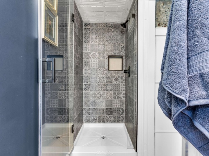 Photo 22 at 83 Alexander Street, Downtown VE, Vancouver East