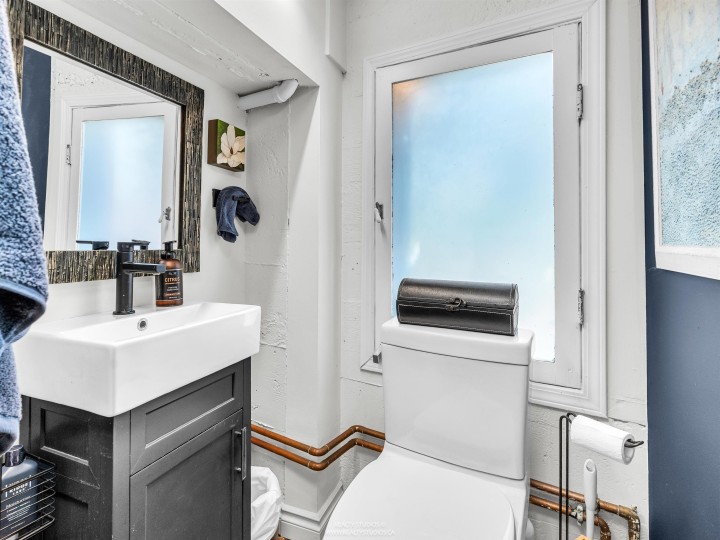 Photo 24 at 83 Alexander Street, Downtown VE, Vancouver East