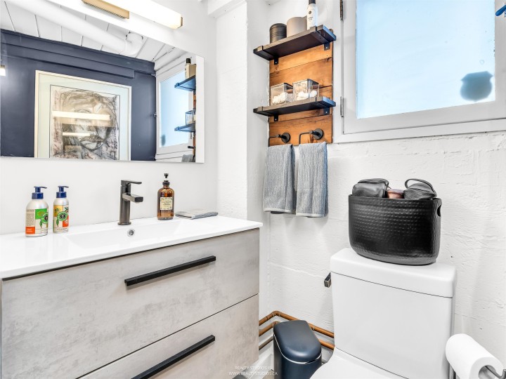 Photo 30 at 83 Alexander Street, Downtown VE, Vancouver East