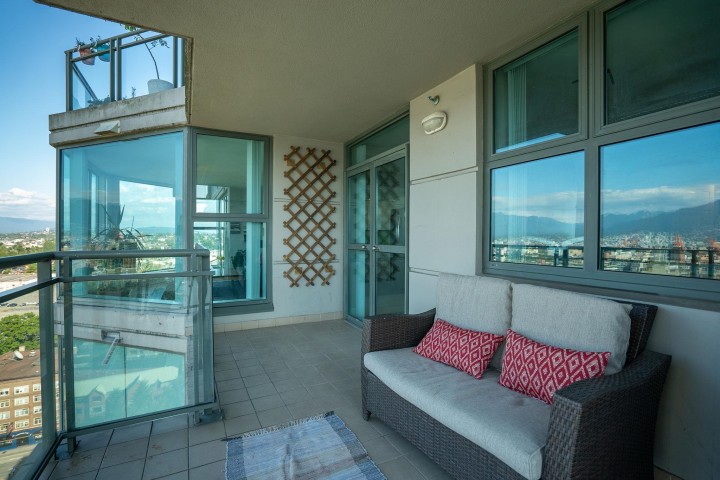 Photo 17 at 2001 - 1128 Quebec Street, Downtown VE, Vancouver East