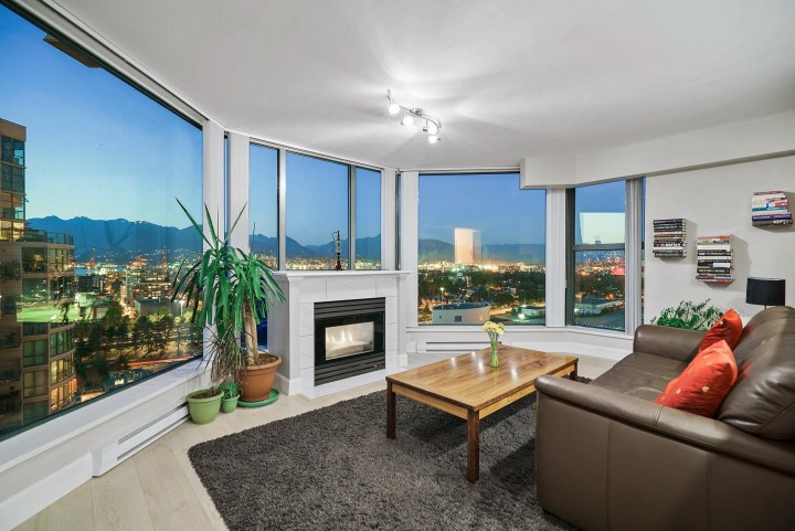 Photo 5 at 2001 - 1128 Quebec Street, Downtown VE, Vancouver East