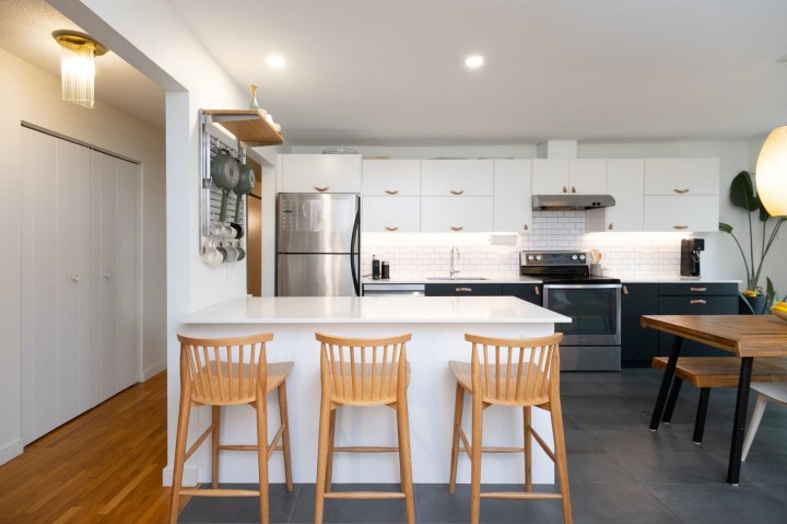 Photo 2 at 412 - 555 W 28 Street, Upper Lonsdale, North Vancouver