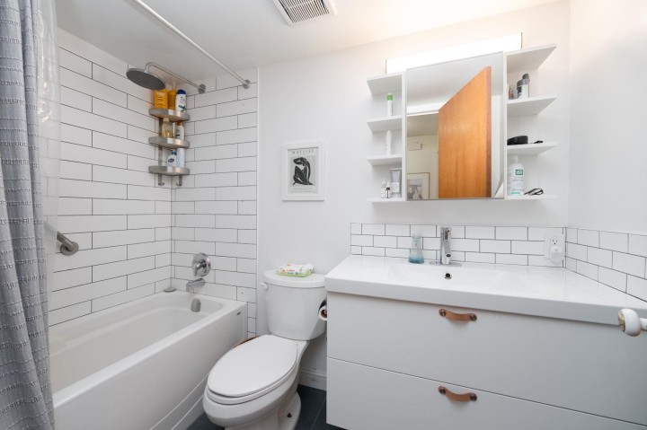 Photo 19 at 412 - 555 W 28 Street, Upper Lonsdale, North Vancouver