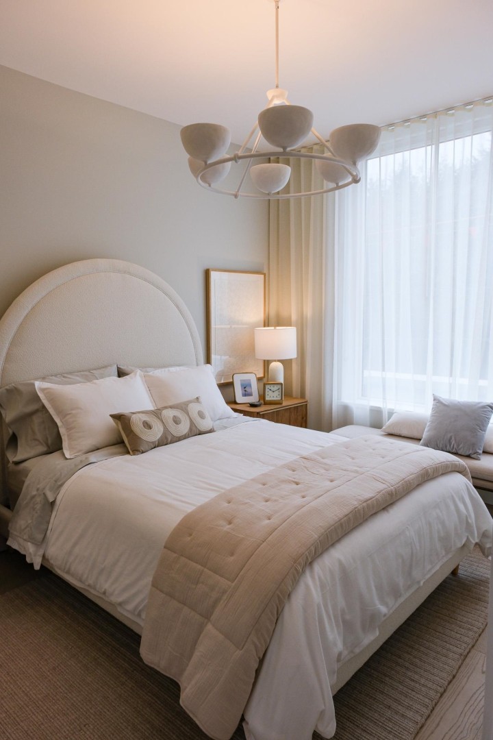 Photo 13 at 307 - 423 6th Street, Park Royal, West Vancouver