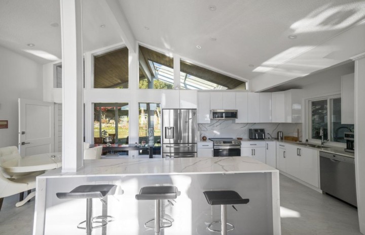 Photo 6 at 1257 Chartwell Place, Chartwell, West Vancouver