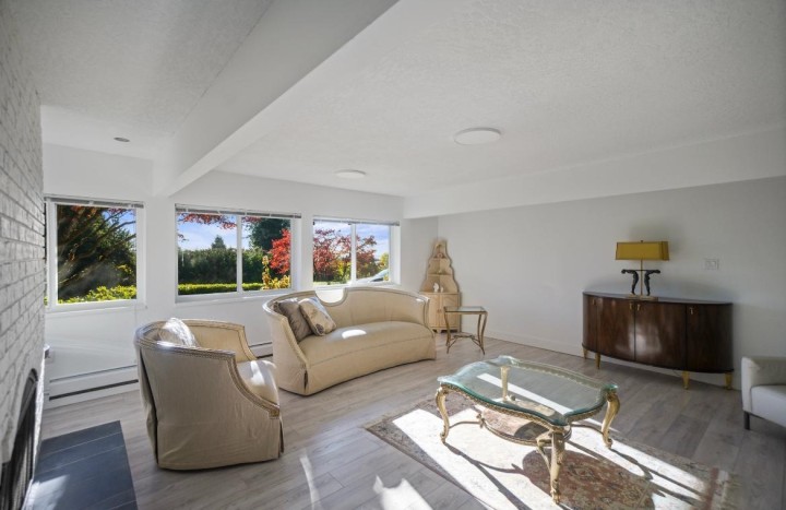 Photo 12 at 1257 Chartwell Place, Chartwell, West Vancouver