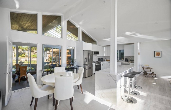 Photo 7 at 1257 Chartwell Place, Chartwell, West Vancouver