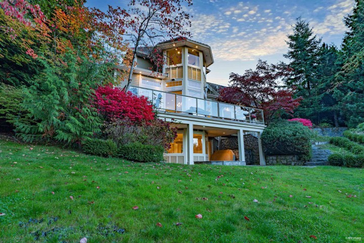 Photo 37 at 2398 Constantine Place, Panorama Village, West Vancouver