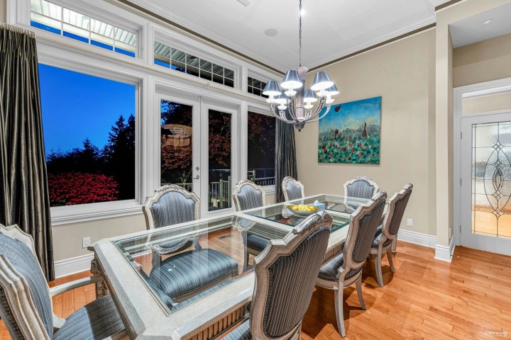 Photo 11 at 2398 Constantine Place, Panorama Village, West Vancouver