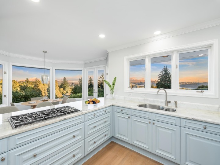 Photo 17 at 816 Anderson Crescent, Sentinel Hill, West Vancouver