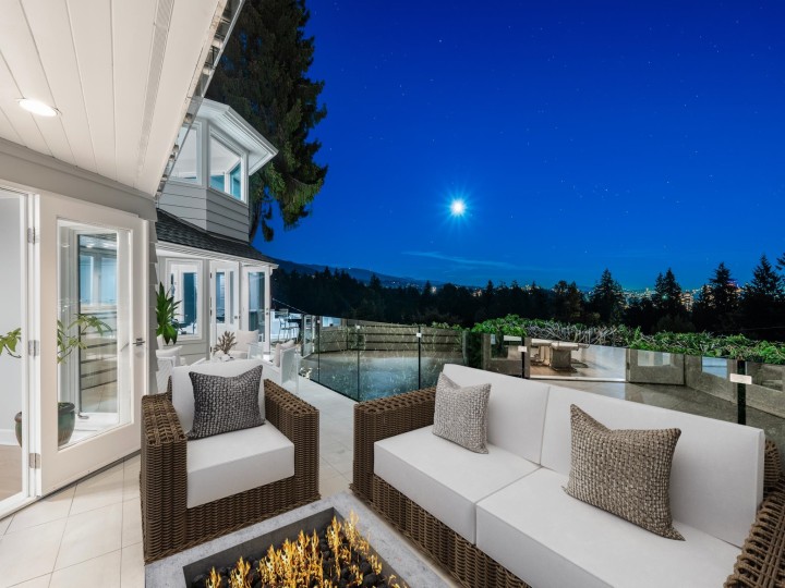 Photo 12 at 816 Anderson Crescent, Sentinel Hill, West Vancouver