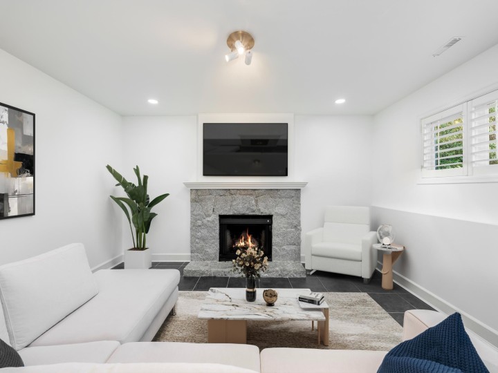 Photo 35 at 816 Anderson Crescent, Sentinel Hill, West Vancouver