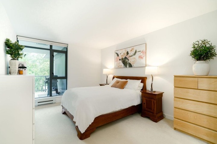 Photo 13 at 403 - 750 W 12th Avenue, Fairview VW, Vancouver West