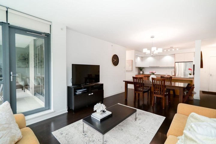 Photo 9 at 403 - 750 W 12th Avenue, Fairview VW, Vancouver West