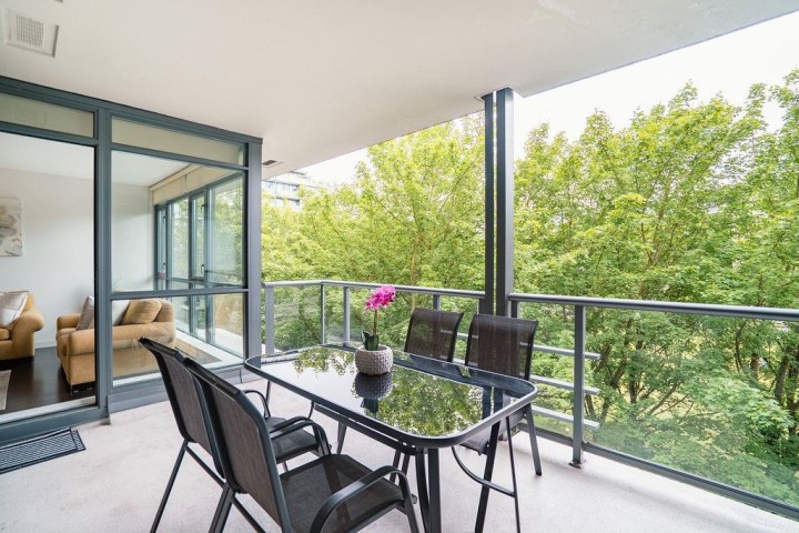 Photo 19 at 403 - 750 W 12th Avenue, Fairview VW, Vancouver West