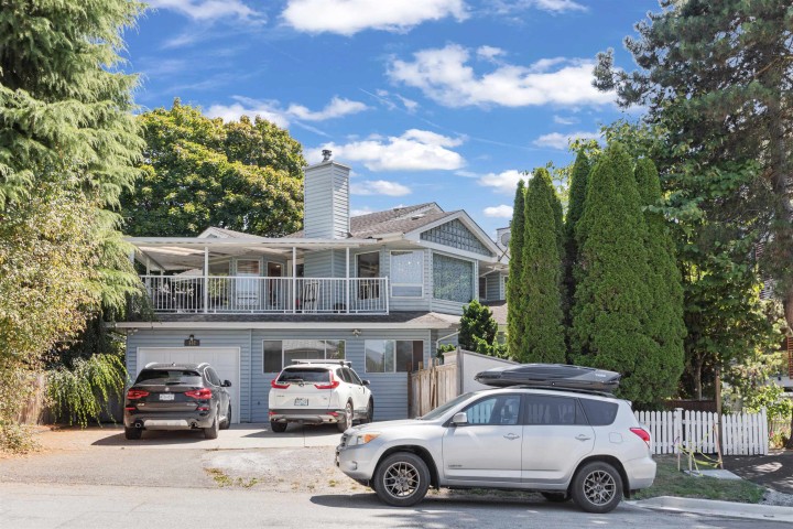 Photo 2 at 332 St. Patricks Avenue, Lower Lonsdale, North Vancouver