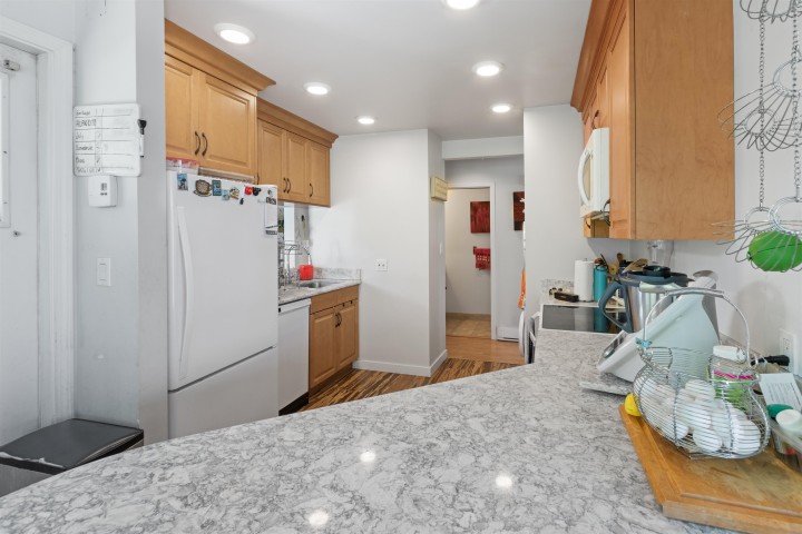 Photo 16 at 332 St. Patricks Avenue, Lower Lonsdale, North Vancouver