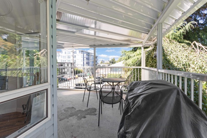 Photo 26 at 332 St. Patricks Avenue, Lower Lonsdale, North Vancouver