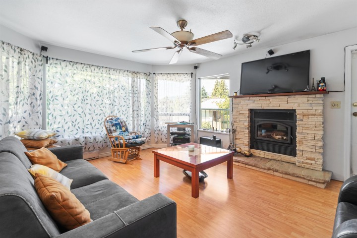 Photo 8 at 332 St. Patricks Avenue, Lower Lonsdale, North Vancouver