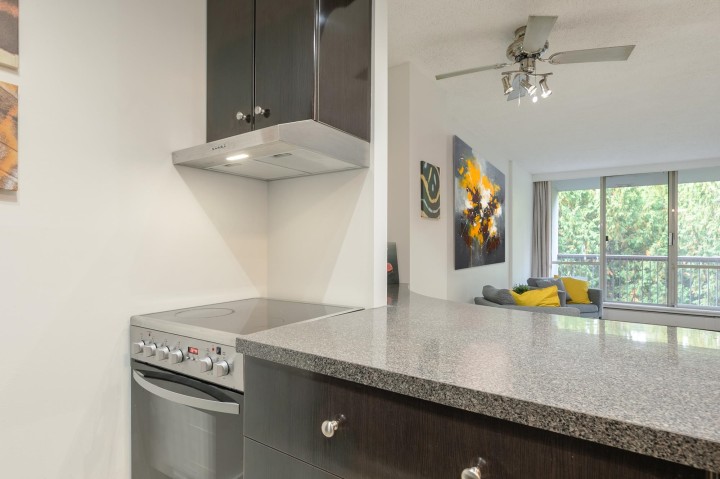 Photo 2 at 904 - 2012 Fullerton Avenue, Pemberton NV, North Vancouver