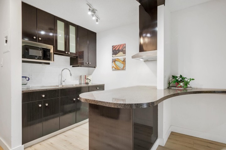 Photo 1 at 904 - 2012 Fullerton Avenue, Pemberton NV, North Vancouver