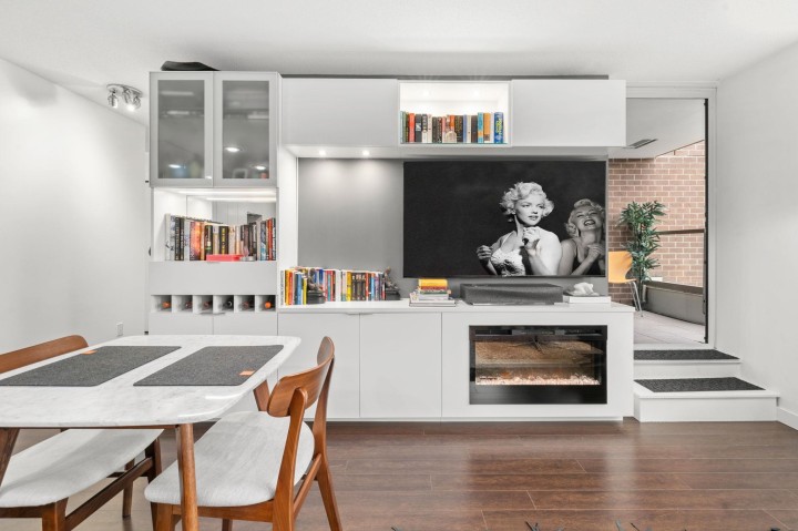 Photo 11 at 211 - 445 W 2nd Avenue, False Creek, Vancouver West