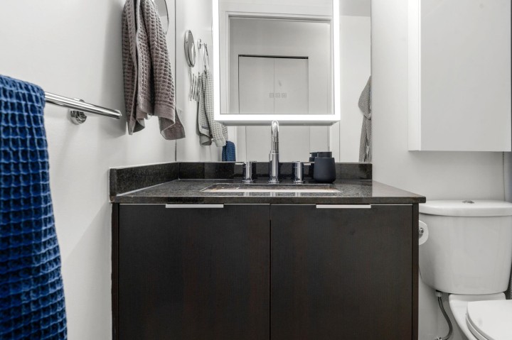 Photo 19 at 211 - 445 W 2nd Avenue, False Creek, Vancouver West