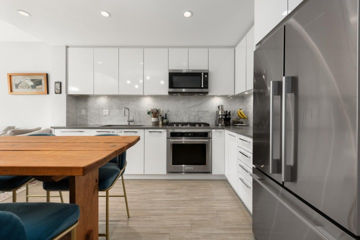 Photo 2 at 311 - 2651 Library Lane, Lynn Valley, North Vancouver